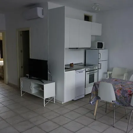 La Plaza De Apartment *