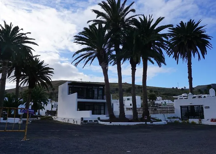 La Plaza De * Haría