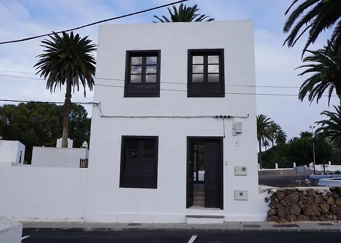 Апартаменты La Plaza De Ариа